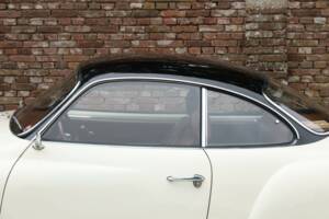 Bild 18/50 von Volkswagen Karmann Ghia 1300 (1966)