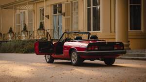 Image 3/32 of Alfa Romeo 1.6 Spider (1989)