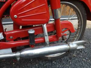 Image 40/50 of Benelli Leoncino 2T (1959)