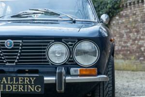 Image 28/50 of Alfa Romeo Giulia GT 1300 Junior (1971)