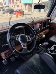 Afbeelding 15/73 van Land Rover Defender 110 (2005)