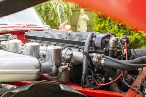 Immagine 11/19 di Jaguar E-Type (1969)