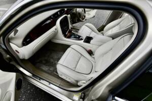 Afbeelding 31/50 van Jaguar XJ 8 4.2 (2003)