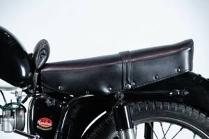 Image 29/50 of Mondial 125 (1961)