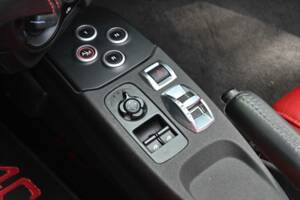 Image 24/50 of Alfa Romeo 4C Spider (2017)