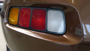 Bild 43/50 von Porsche 928 S (1986)