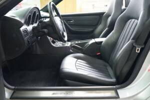 Imagen 28/50 de Mercedes-Benz SLK 32 AMG (2002)