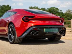 Image 51/80 of Aston Martin Vanquish Zagato (2017)