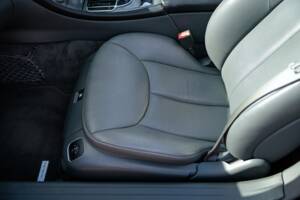 Image 24/50 of Mercedes-Benz SL 350 (2004)