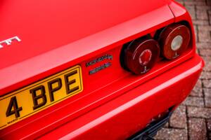 Image 20/42 of Ferrari Mondial T (1990)