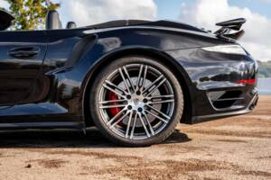 Immagine 12/50 di Porsche 911 Turbo (2015)