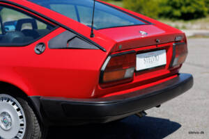 Imagen 24/36 de Alfa Romeo GTV 6 2.5 (1986)