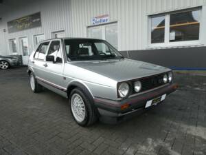 Image 1/23 of Volkswagen Golf Mk II GTi 1.8 (1988)