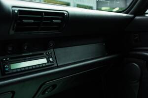Bild 29/58 von Porsche 911 Carrera 4S (1996)