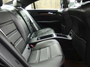Image 64/97 of Mercedes-Benz CLS 63 AMG S 4MATIC (2013)