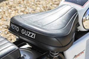 Image 15/36 of Moto Guzzi V 7 Special (1970)