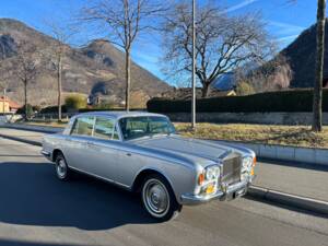 Image 6/21 of Rolls-Royce Silver Shadow I (1968)