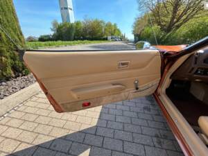 Image 8/14 of Datsun 280 ZX (1983)
