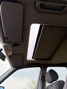 Bild 15/19 von BMW 518i (1993)