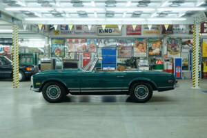 Image 4/50 de Mercedes-Benz 280 SL (1968)