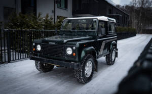 Bild 40/41 von Land Rover Defender 90 (1995)