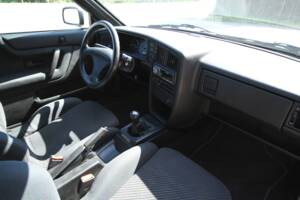Image 25/31 of Volkswagen Corrado VR6 2.8 (1992)