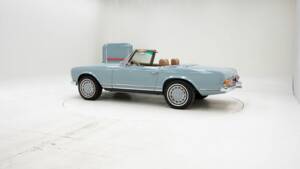Image 4/15 de Mercedes-Benz 280 SL (1970)