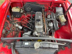 Image 50/81 de MG MGB (1976)