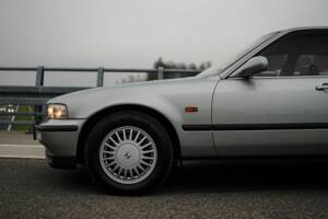 Bild 8/8 von Honda Legend 3.2i (1993)