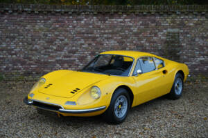 Bild 32/50 von Ferrari Dino 246 GT (1971)