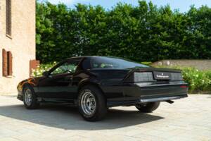 Bild 6/50 von Chevrolet Camaro Z28 (1992)