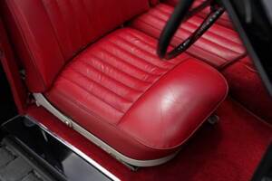 Image 19/50 of Jaguar XK 140 DHC (1956)