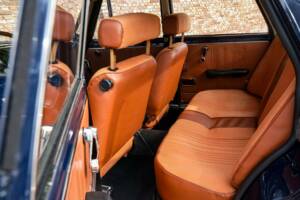 Image 27/50 of Alfa Romeo Giulia Nuova Super 1300 (1975)