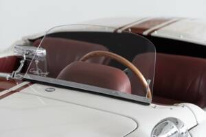 Image 17/40 of Mercedes-Benz 190 SL (1955)