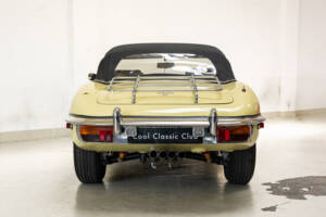 Immagine 7/32 di Jaguar E-Type (1969)