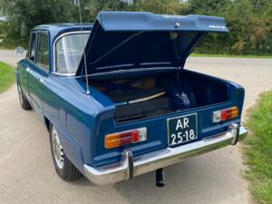 Image 67/75 of Alfa Romeo Giulia 1300 TI (1966)
