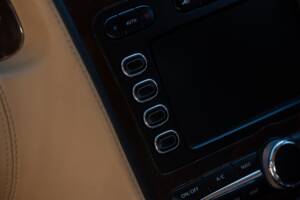 Image 16/50 of Bentley Continental Flying Spur (2007)