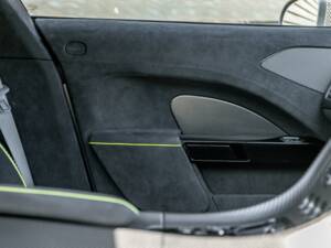 Image 54/60 of Aston Martin Rapide AMR (2019)