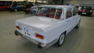 Image 30/34 of Alfa Romeo Giulia Nuova Super 1600 (1974)