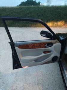 Bild 24/39 von Daimler Super V8 (1998)