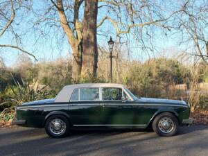 Immagine 21/50 di Rolls-Royce Silver Shadow II (1979)
