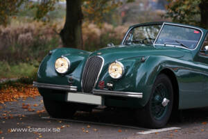 Image 19/23 of Jaguar XK 120 DHC (1954)