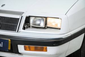 Bild 22/50 von Chrysler Le Baron 2.5 Turbo (1988)