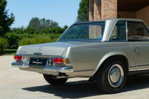 Image 33/50 of Mercedes-Benz 230 SL (1965)