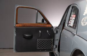 Bild 18/37 von Jaguar 3,4 Liter (1958)