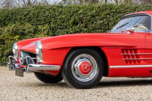 Bild 50/50 von Mercedes-Benz 300 SL Roadster (1957)