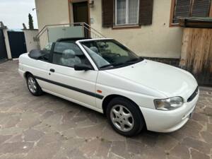 Image 1/10 de Ford Escort 1.6i (1995)