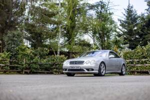 Bild 18/36 von Mercedes-Benz CL 500 (2004)