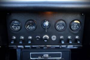 Image 46/80 de Jaguar Type E 4.2 (1966)
