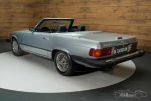 Image 15/19 of Mercedes-Benz 380 SL (1983)